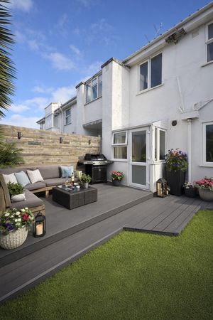 Photo 2- click for photo gallery